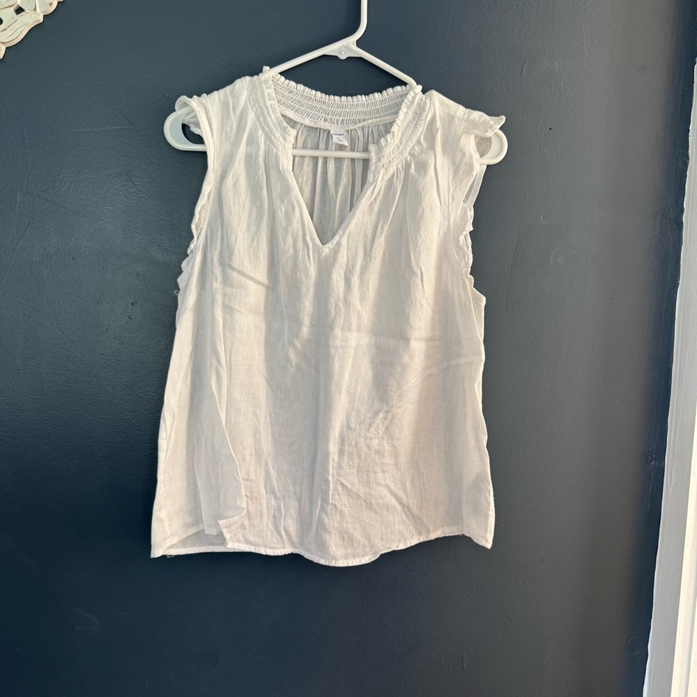 Old Navy White Flutter Sleeve Blouse with Ruffled Details